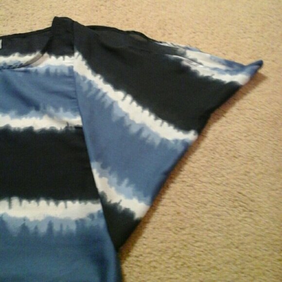 CONVERSE tie dye shirt‎ - Picture 2 of 4
